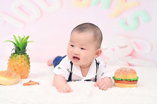 宁波宝宝眼角红血丝