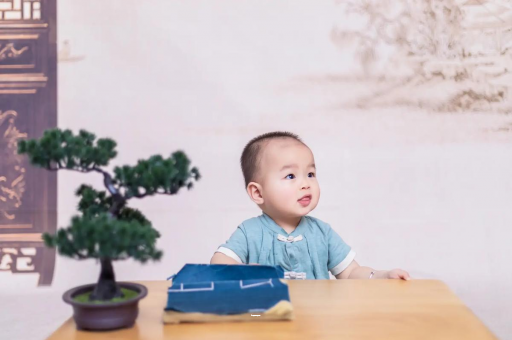 宁波三个月宝宝抬头不稳 宁波三个月宝宝抬头不稳